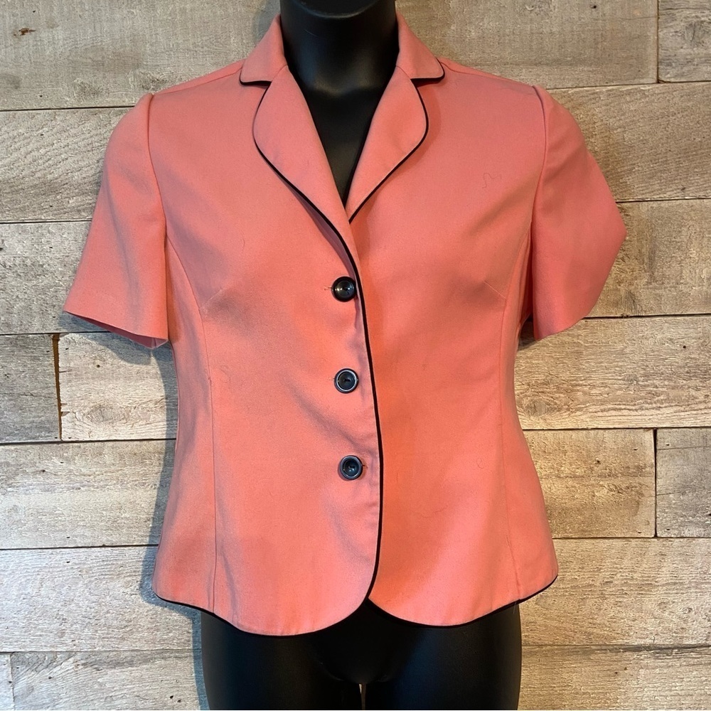 Vintage Tradition women's peach short sleeved blazer in size 8